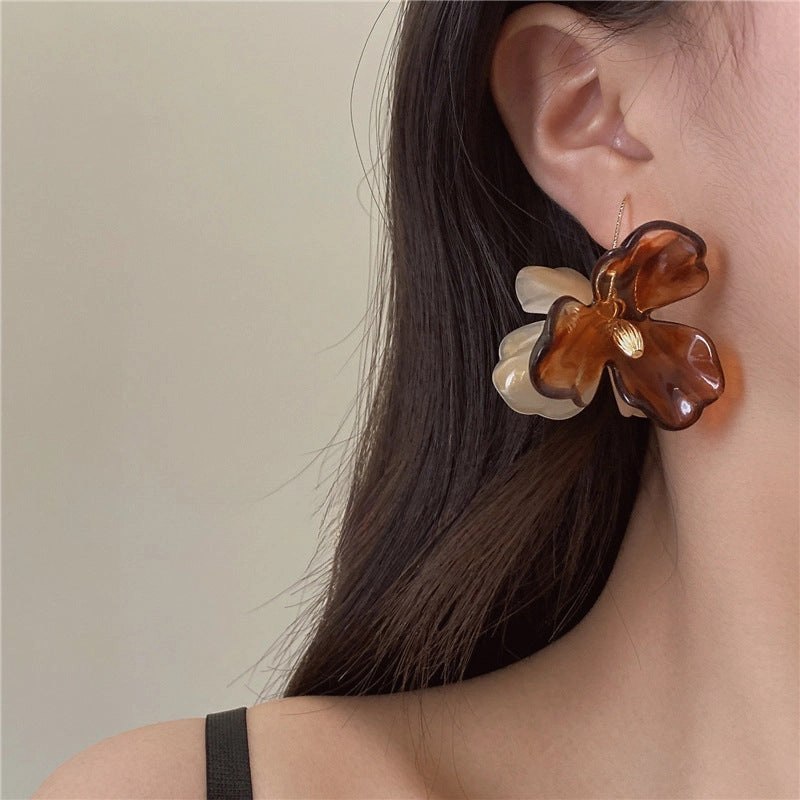 Wholesale Vintage Flower Copper Earrings