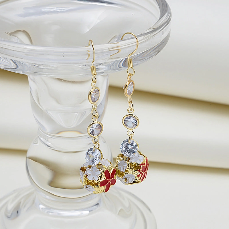 Wholesale Vintage Flower Openwork Alloy Earrings