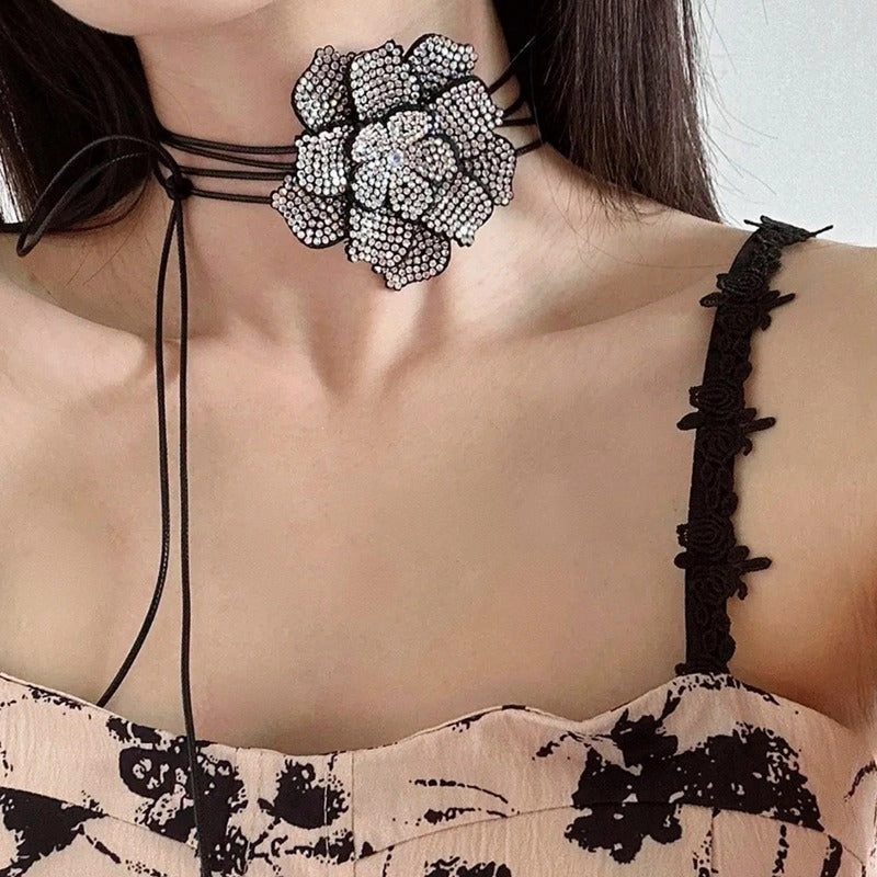 Wholesale Vintage Full Diamond Choker Velvet Flower Necklace