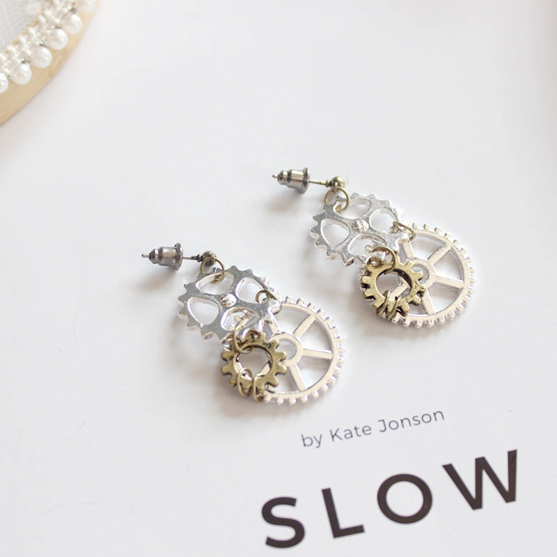 Wholesale Vintage Gear Chain Asymmetric Long Earrings