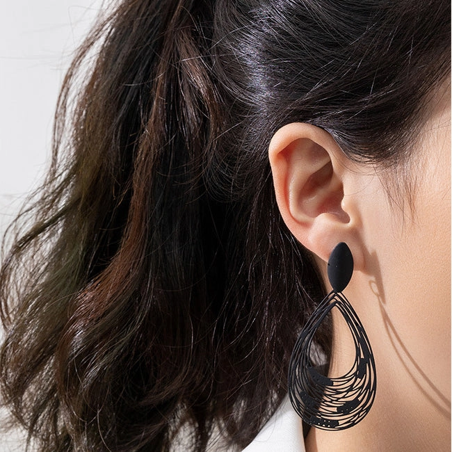 Wholesale Vintage Geometric Cutout Black Metal Earrings
