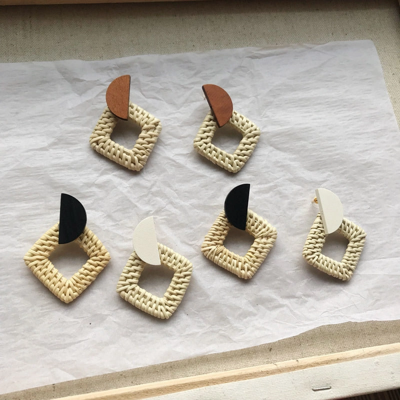 Wholesale Vintage Geometric Round Rattan Earrings