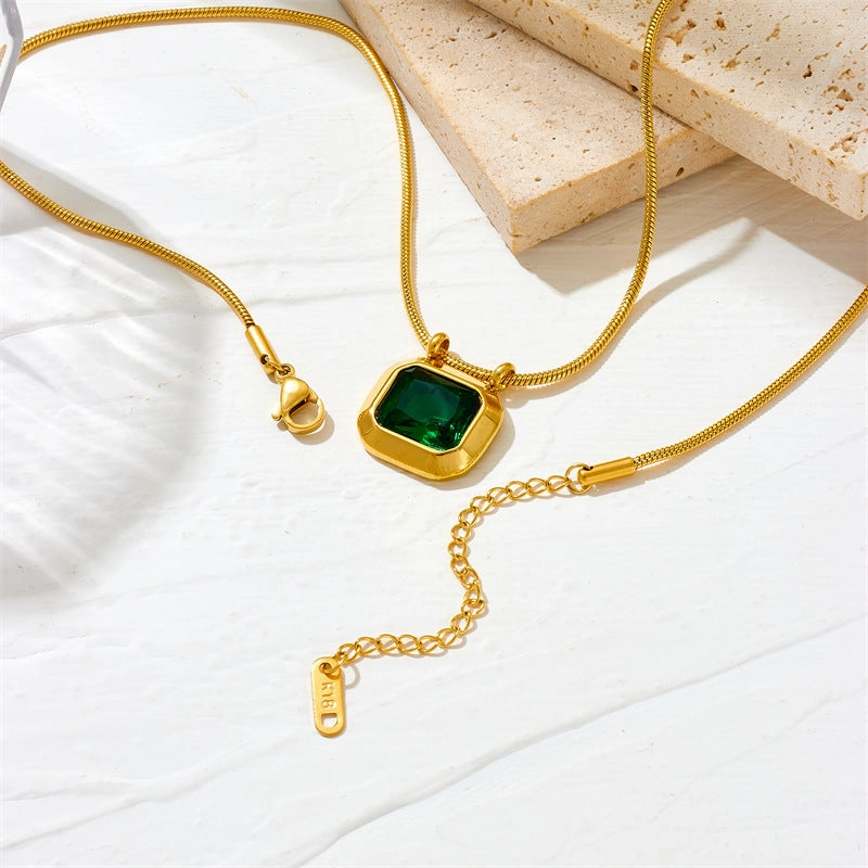 Wholesale Vintage Geometric Zircon Octagon Sugar Cube Clavicle Chain Necklace