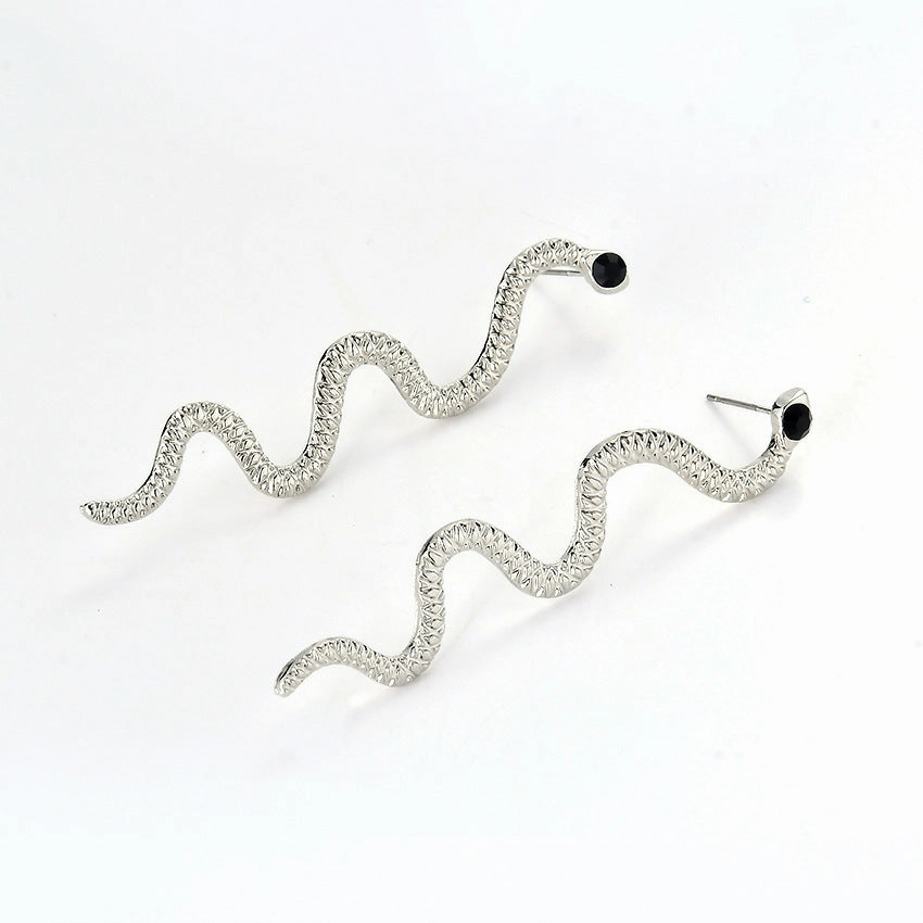 Wholesale Vintage Gothic Metal Snake Earrings