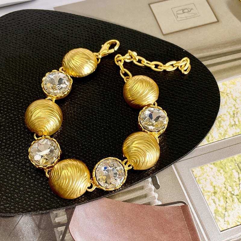 Wholesale Vintage High-end Gold Collarbone Crystal Necklace