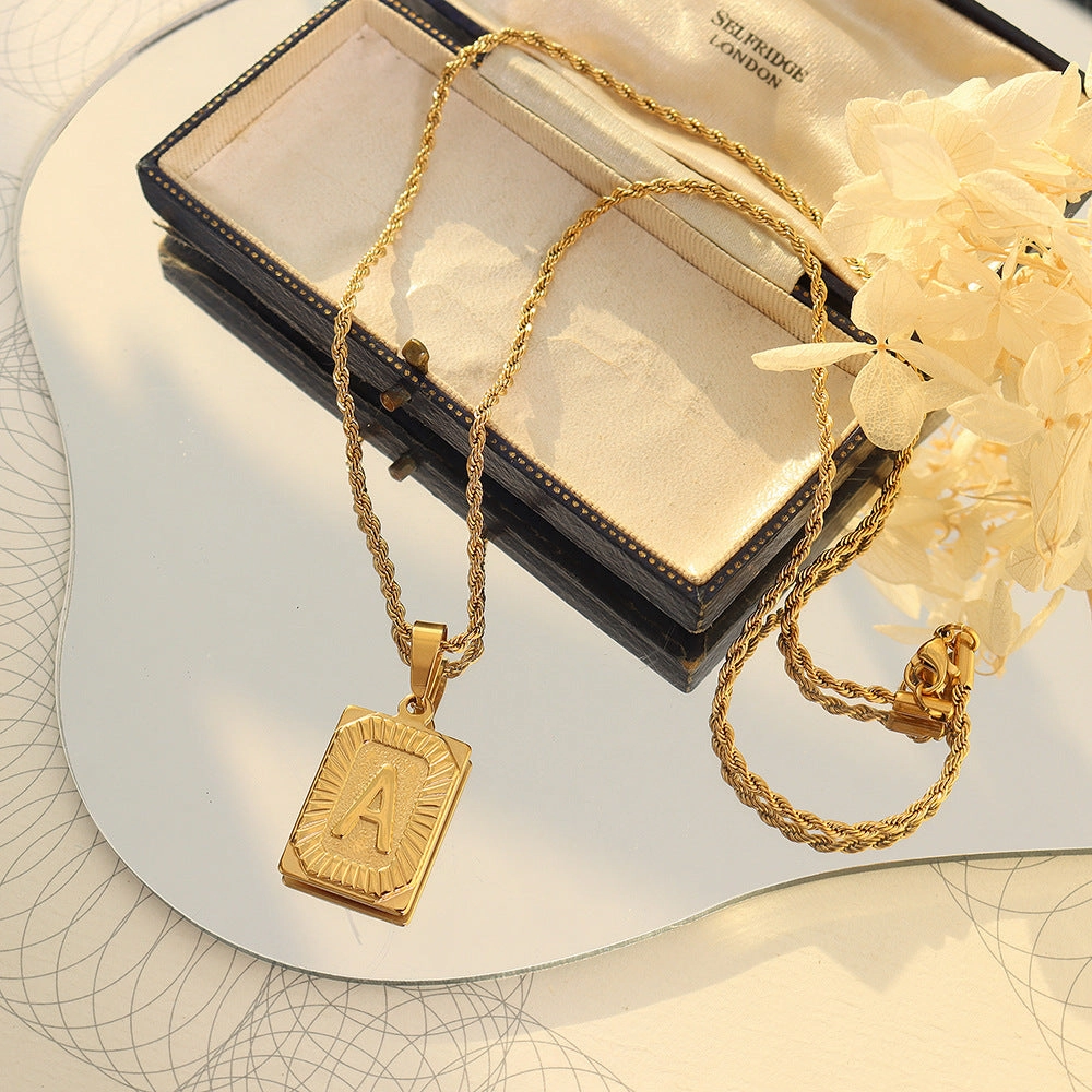 Wholesale Vintage High-end Gold-plated Titanium Steel Necklace