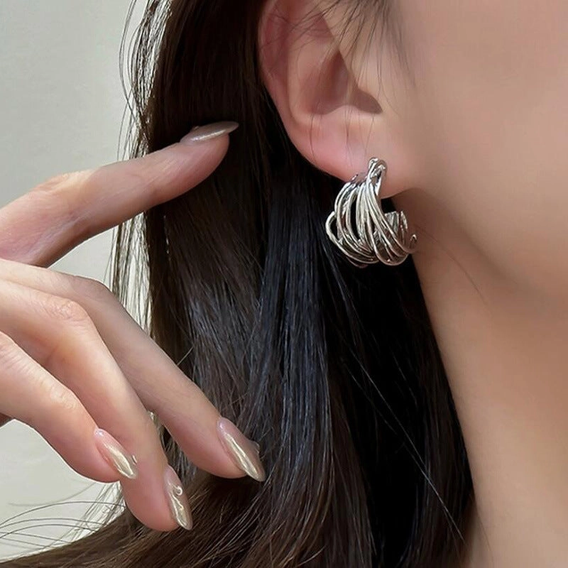Wholesale Vintage Hollow Metal Heavy Wire Wrap C Shape Earrings