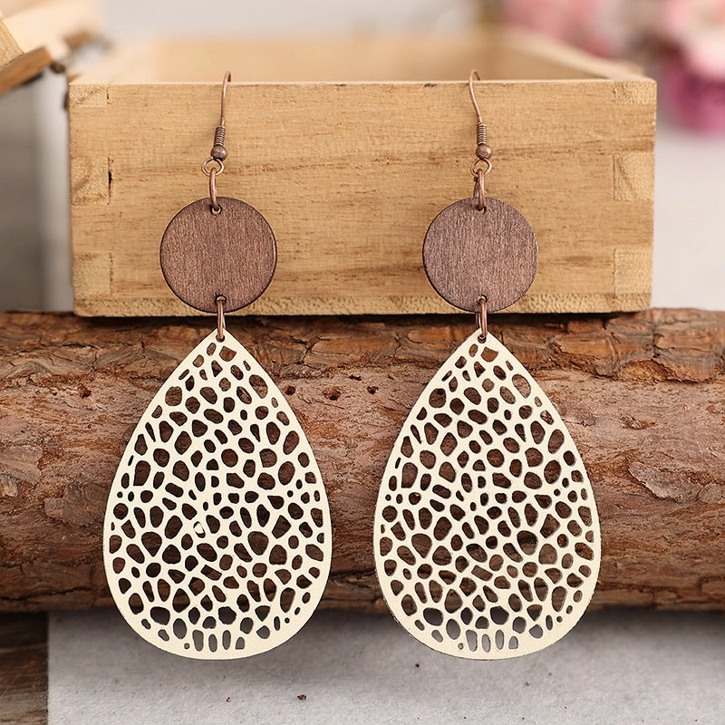 Wholesale Vintage Hollow Spider Web Spliced Wood Chip Leather Earrings