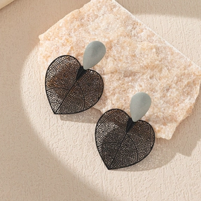 Wholesale Vintage Hollow Thin Leaf Black Heart Shaped Earrings
