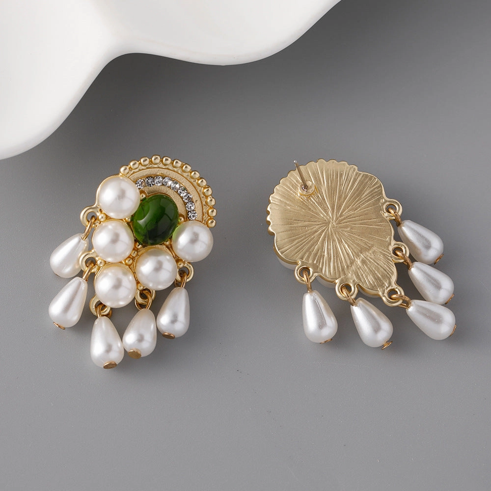 Wholesale Vintage Pearl Zinc Alloy Earrings