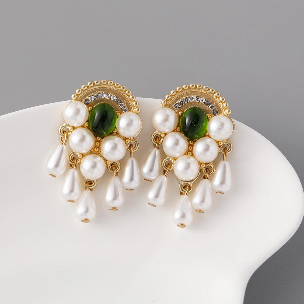 Wholesale Vintage Pearl Zinc Alloy Earrings