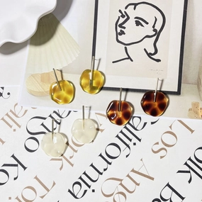 Wholesale Vintage Polka Dot Glazed Acrylic Ear Studs