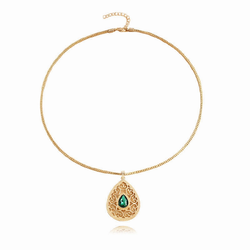 Wholesale Vintage Rhinestone Drops Cutout Alloy Necklaces