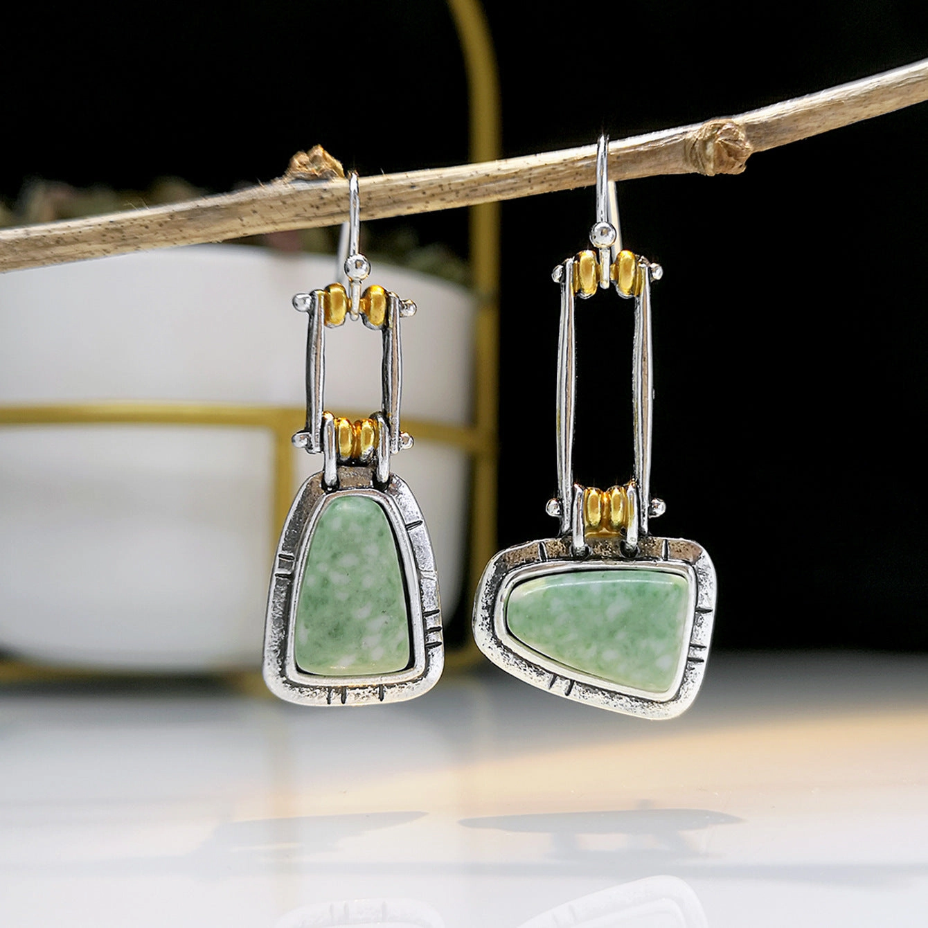 Wholesale Vintage Turquoise Emerald Gemstone Metal Earrings