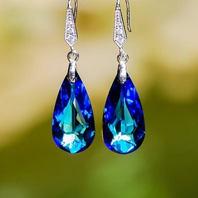 Wholesale Water Drop Synthetic Crystal Super Shiny Earrings