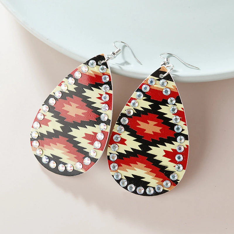 Wholesale Water Droplet Shaped Colored Grain Diamond Inlaid Leather