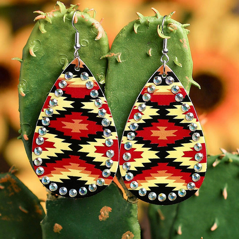 Wholesale Water Droplet Shaped Colored Grain Diamond Inlaid Leather