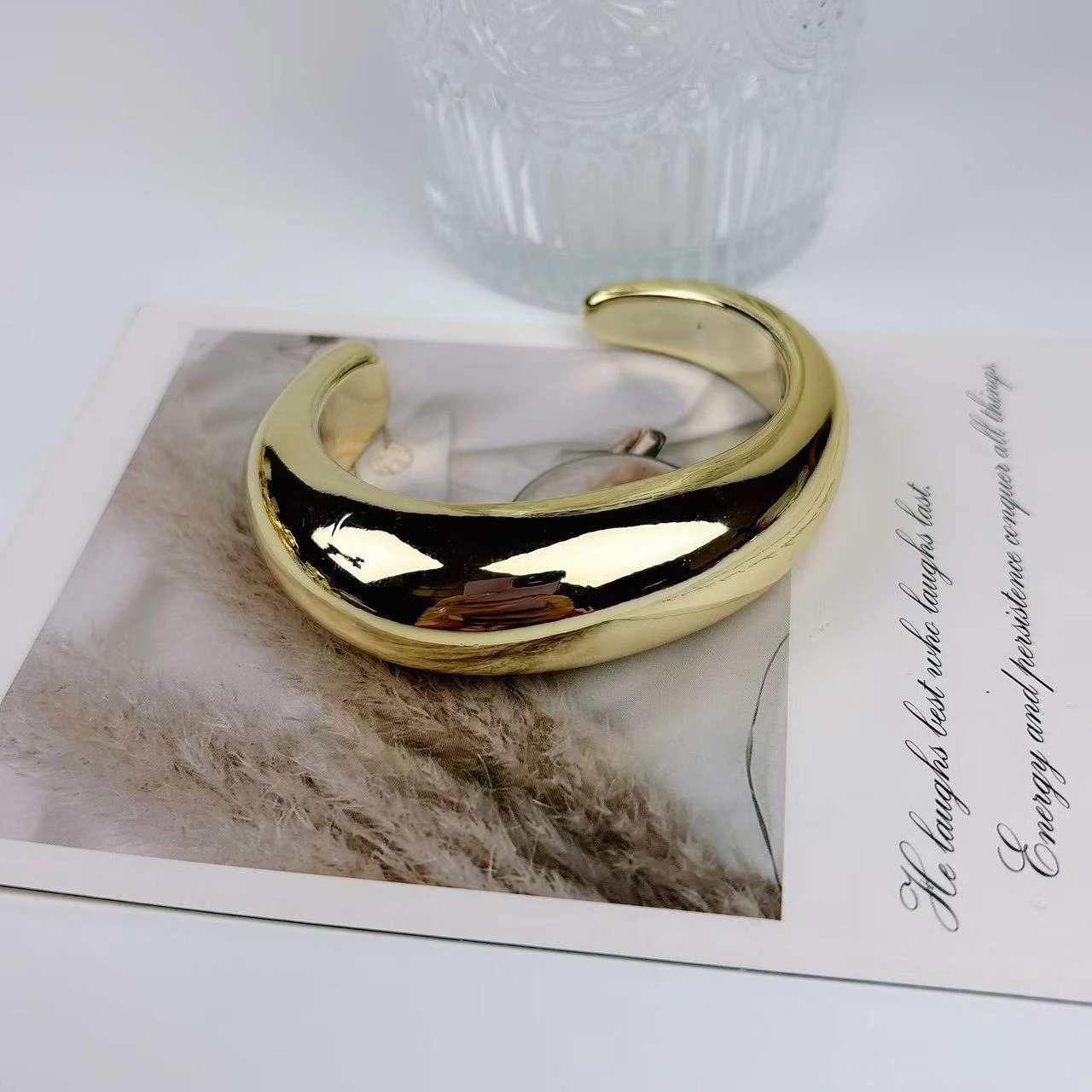 Wholesale Wave Shape Acrylic Open Bracelet