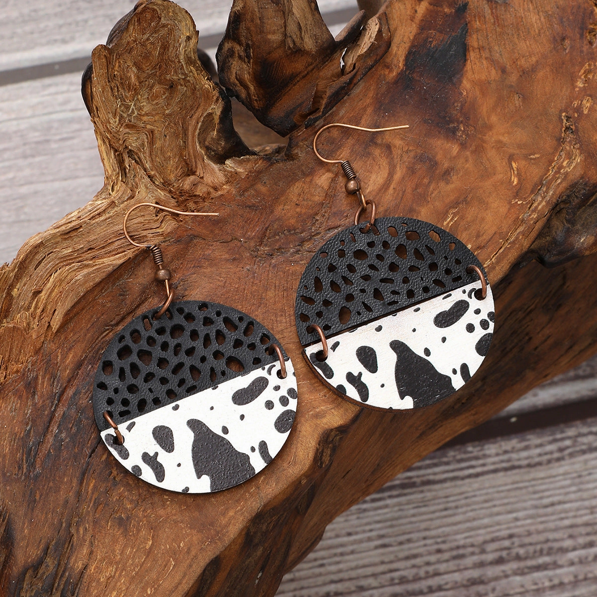 Wholesale Western Style Cow Print Leopard Print Wood Chip Leather Combination Round Earrings