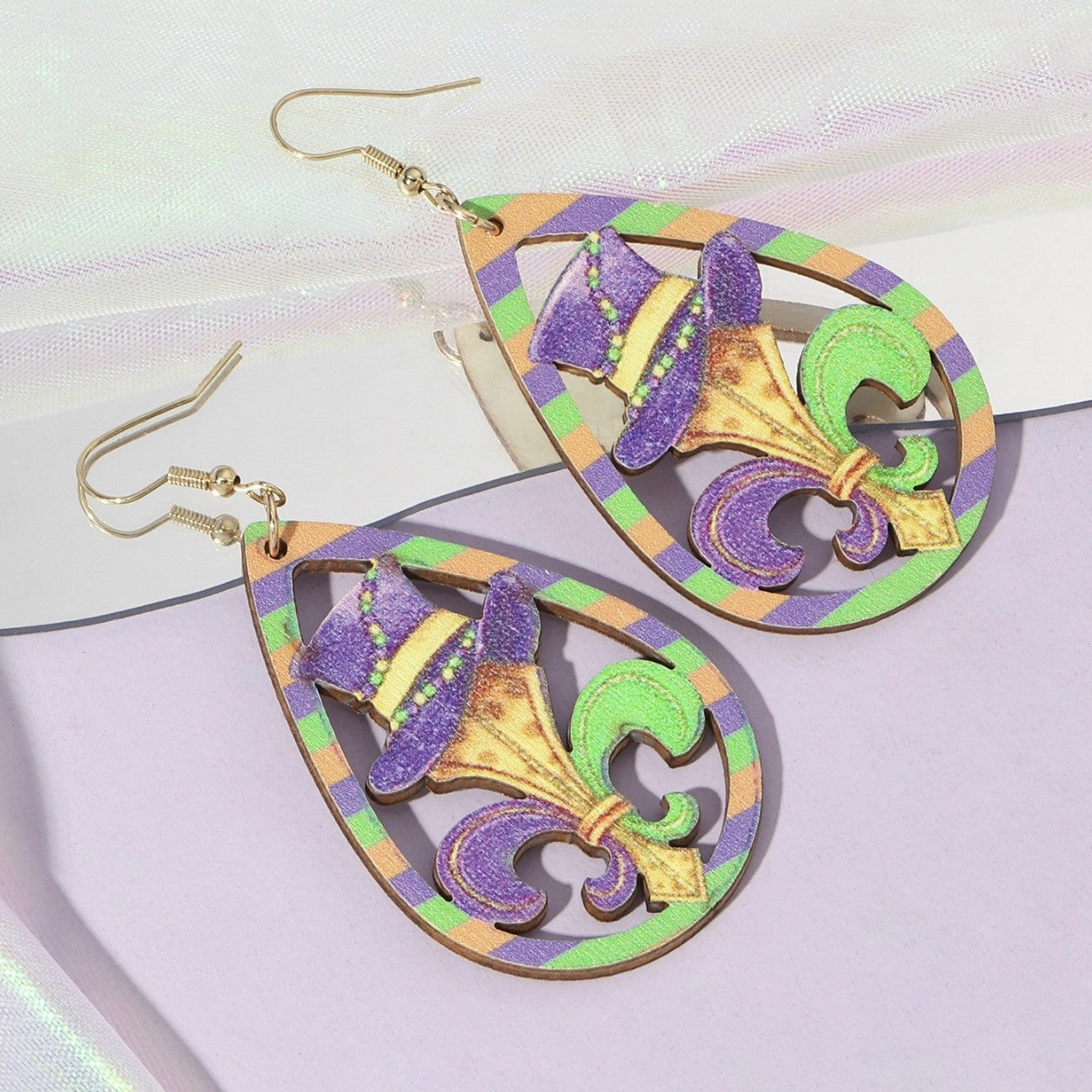Wholesale Wholesale ladies cross-border carnival teardrop mask lightweight wooden earrings