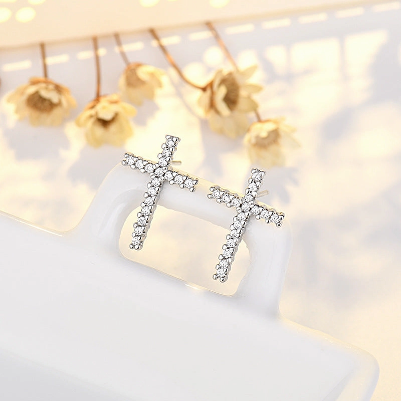 Wholesale Zircon Heart-shaped Simple Cross Copper Stud Earrings